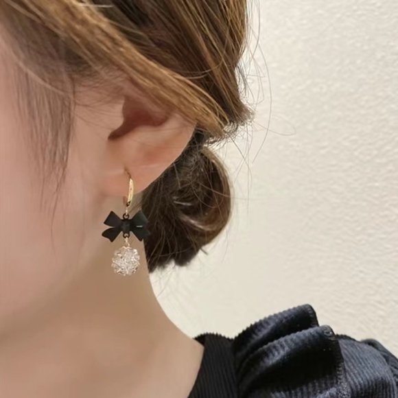 Diamond Ball Earrings with Bowknot Shape Pendant - Picture 3 of 7